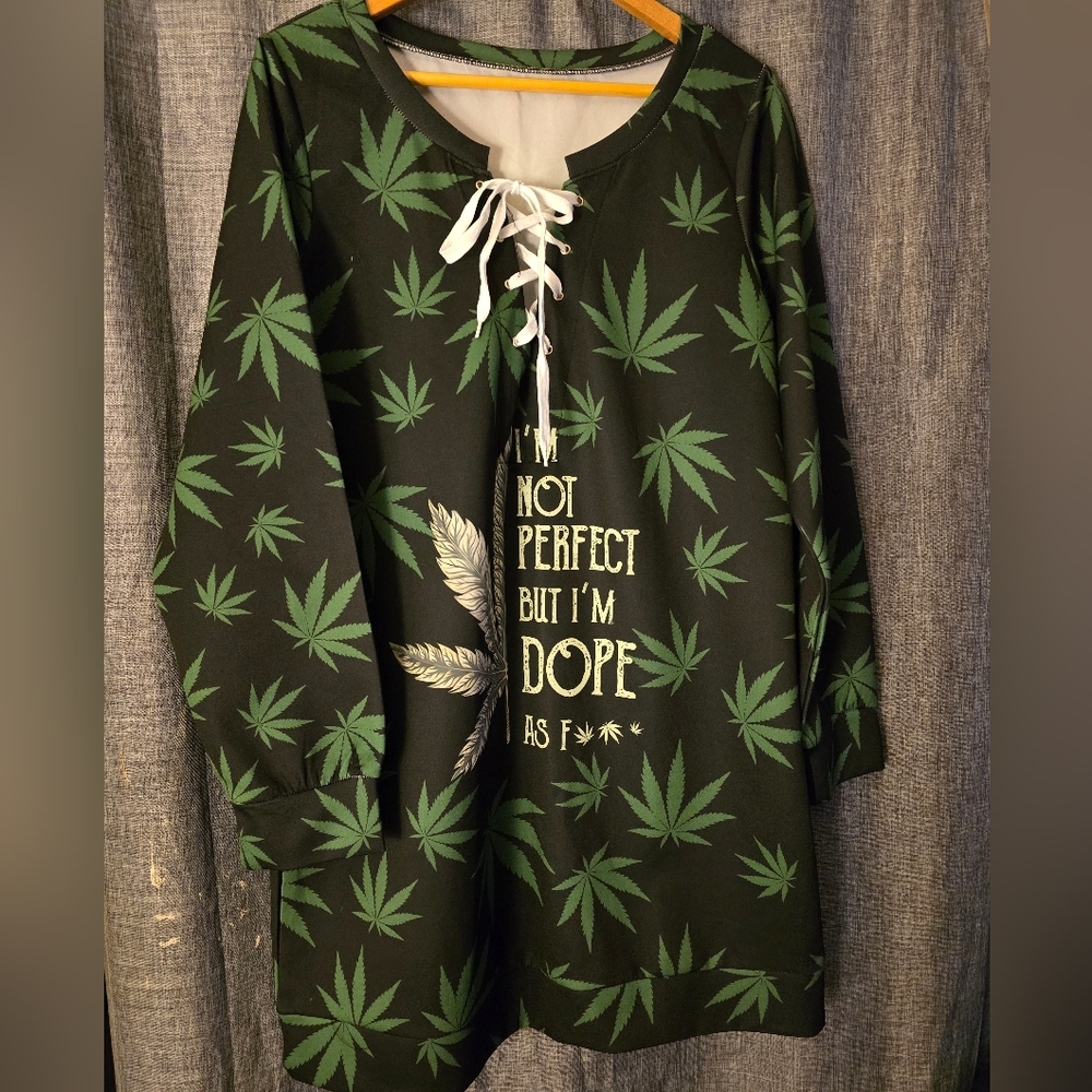 Lace-up sweatshirt dress. Size xl. Made by H2bstylee.com